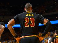 关于詹姆斯连续五场比赛得分超过绝杀，中国队挑战极限！的信息