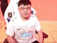 包含Uzi关键节点回归赛场，独行侠带队取胜！的词条